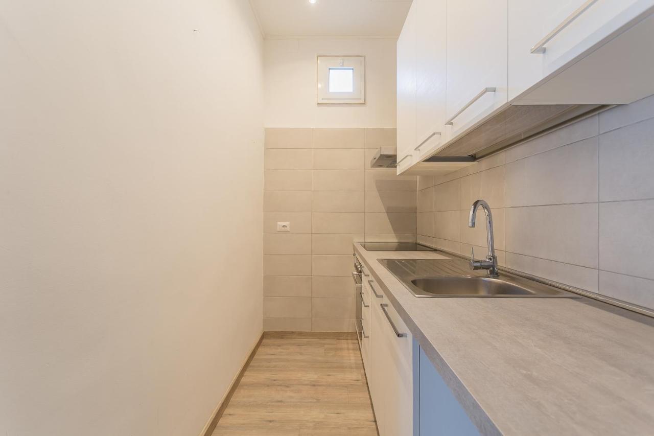 Torre Lama Apartments By Wonderful Italy Бари Екстериор снимка