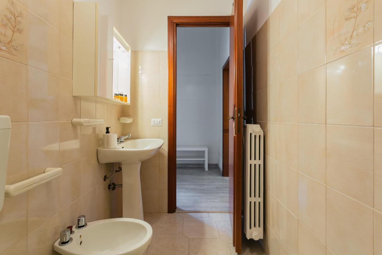 Torre Lama Apartments By Wonderful Italy Бари Екстериор снимка
