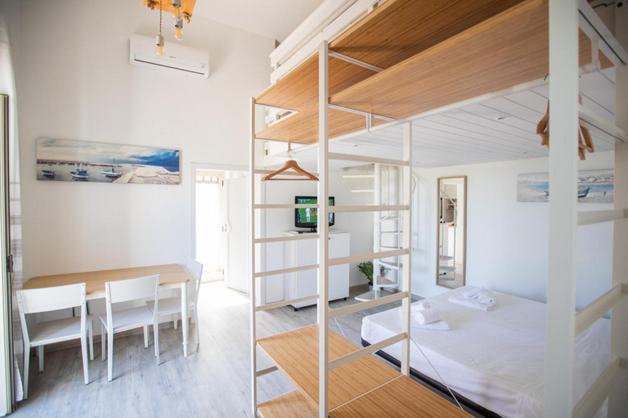 Torre Lama Apartments By Wonderful Italy Бари Екстериор снимка