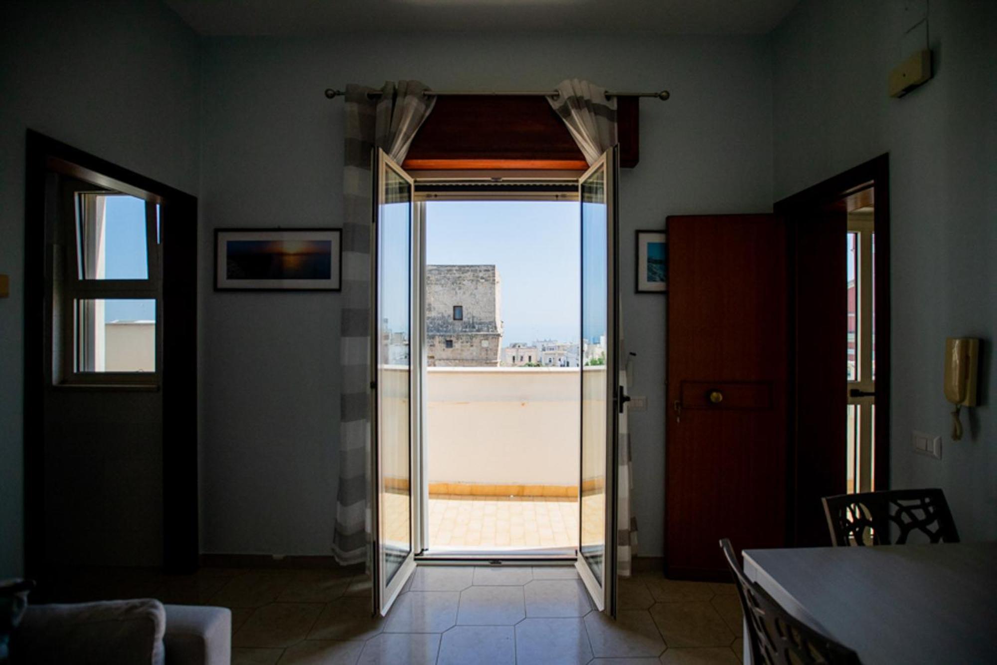Torre Lama Apartments By Wonderful Italy Бари Екстериор снимка